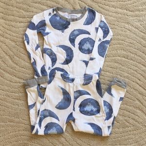 Burt’s Bees celestial 100% cotton pajamas!